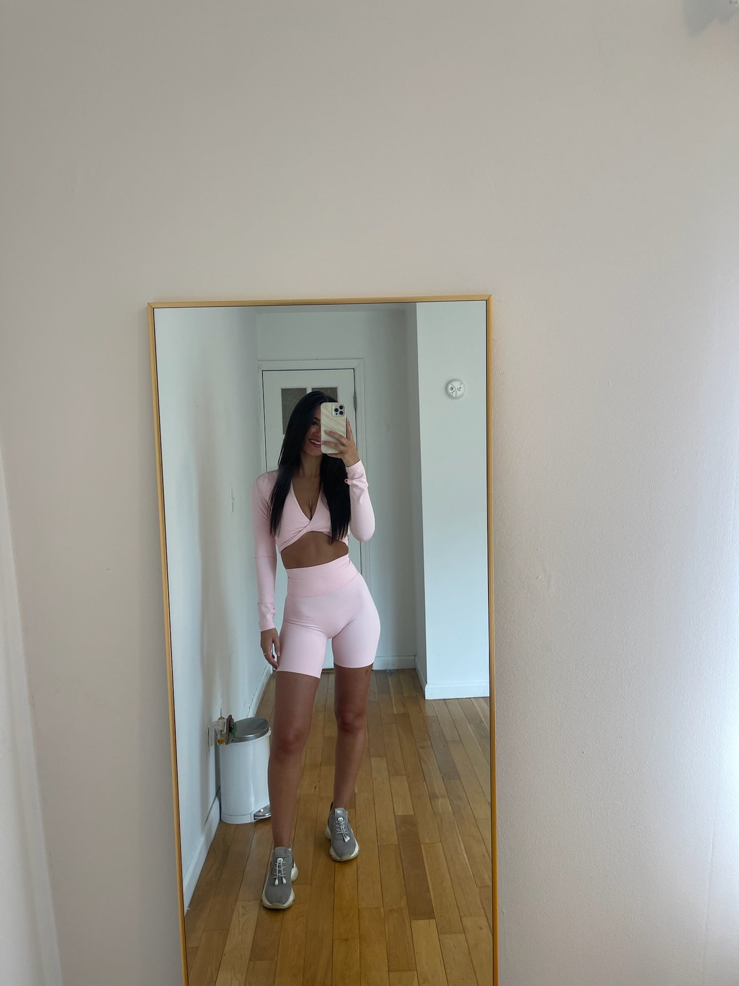 Sophia 6" Shorts